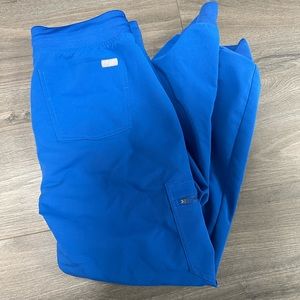 Small navy blue bottoms figs scrubs